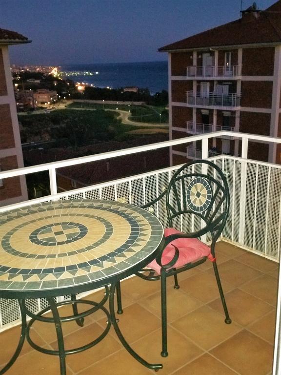 Helena Seaview & Beach-Apartment Montgat Εξωτερικό φωτογραφία